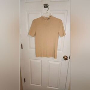 Gucci L Beige 100% LANE WOOL Shrtslv Knit Collar 1/4 Button Women Top ITALY